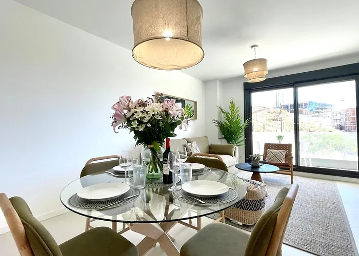 Paradise 2 Bedrooms * Фуэнхирола