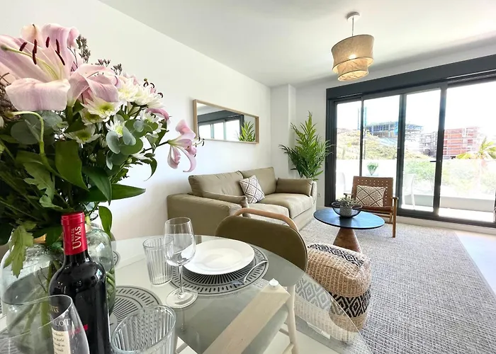 Paradise 2 Bedrooms * Фуэнхирола