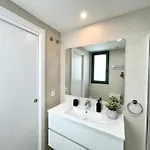 Paradise 2 Bedrooms Apartment *