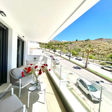 Paradise 2 Bedrooms * Фуэнхирола
