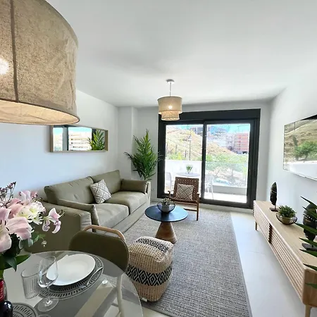 Paradise 2 Bedrooms * Фуэнхирола