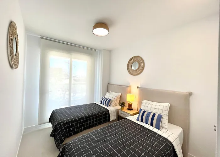 Апартаменти Paradise 2 Bedrooms