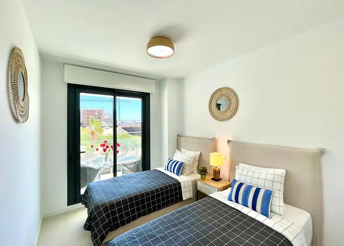 Paradise 2 Bedrooms Фуенхірола