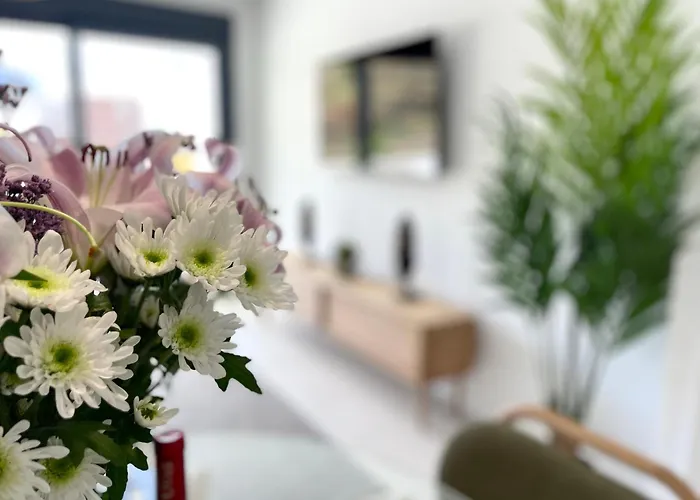 Апартаменти Paradise 2 Bedrooms Фуенхірола