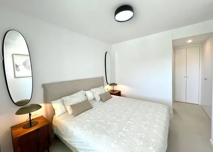 Paradise 2 Bedrooms *