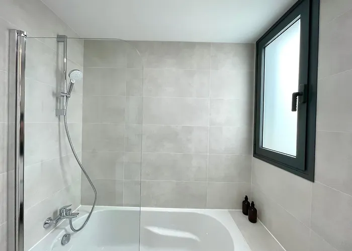 Paradise 2 Bedrooms Apartment