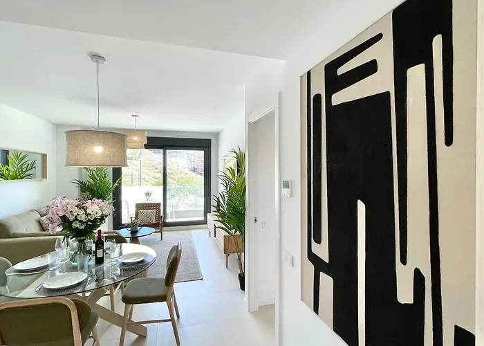 Paradise 2 Bedrooms Apartment *