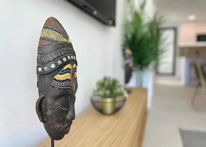 Paradise 2 Bedrooms Apartment